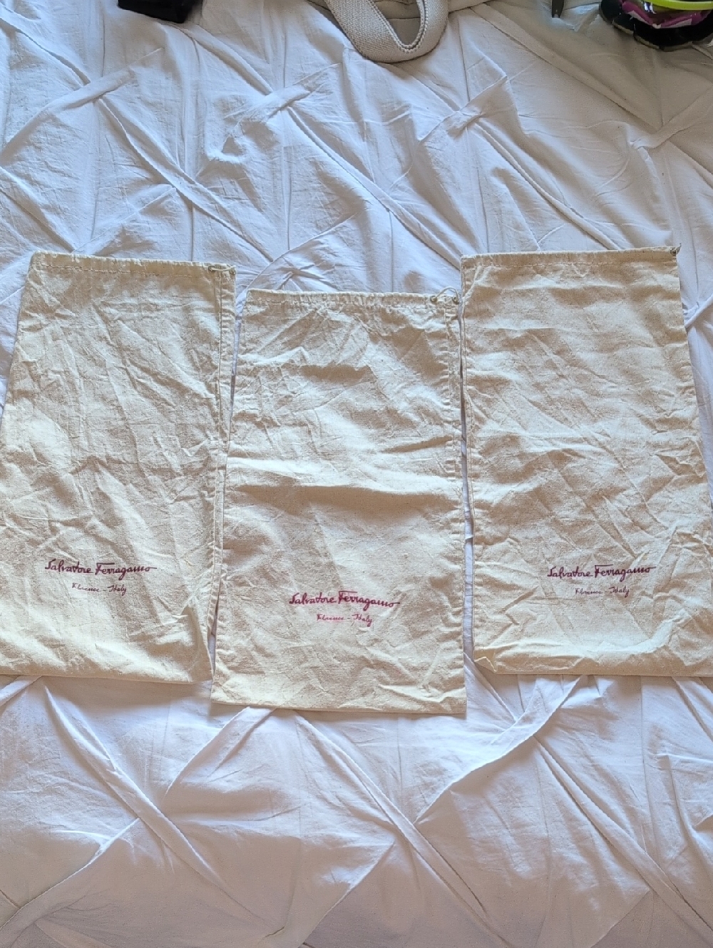 3 Salvatore Ferragamo Cream Cotton Drawstring Dust Bag with Burgundy Logo
